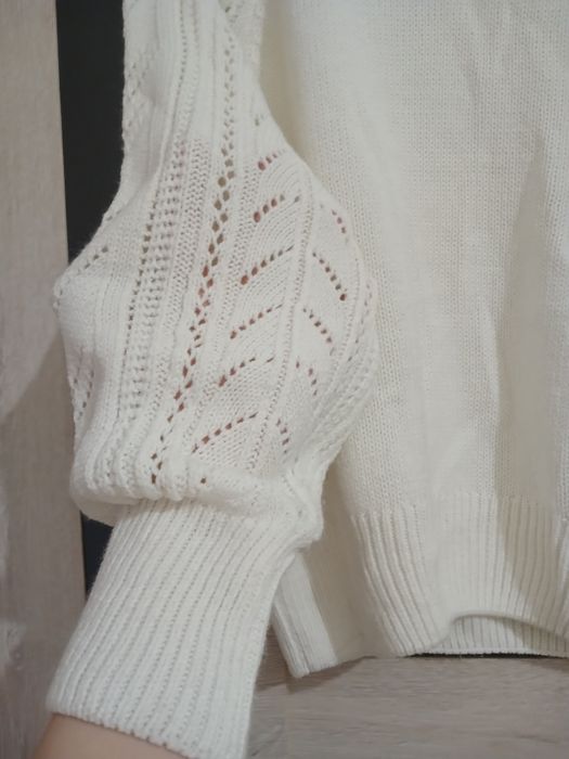 Турецкий свитер айвори. Tureskiy sviter ivory