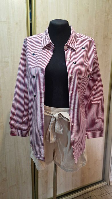 Продам интересную кофточку F&F