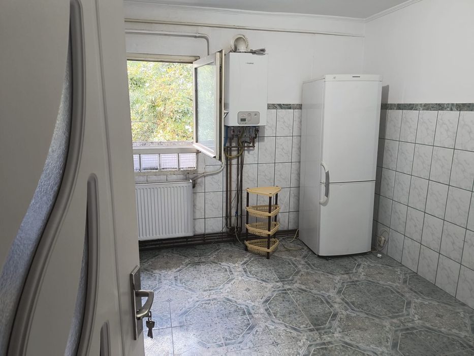 Cug, 2 camere decomandat
