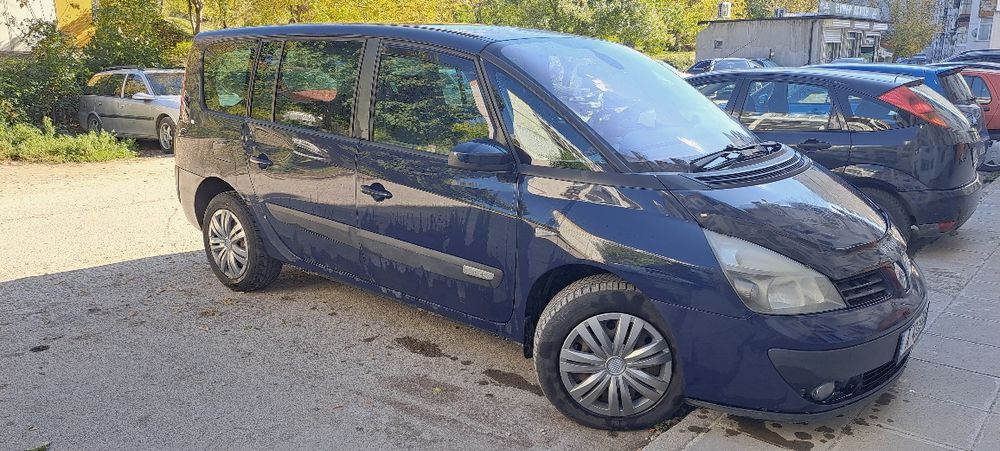 Продавам Renault espace 4 2.2