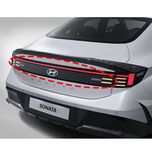 Фонарь Hyundai Sonata 8 (24-25г) задний средний РЕСТАЙЛИНГ