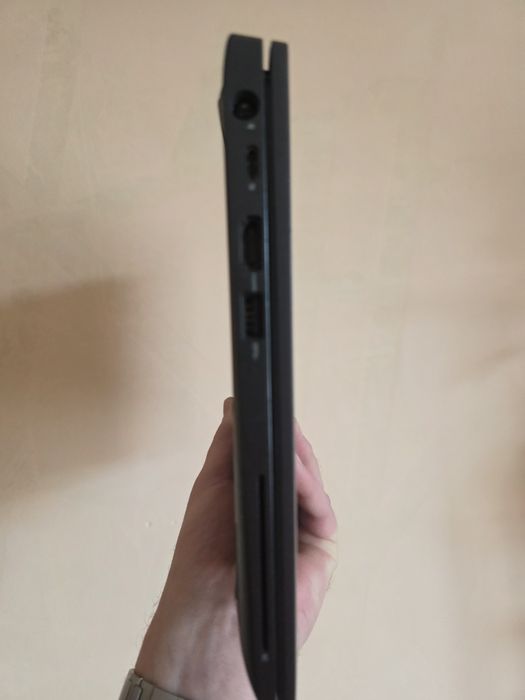 Dell Latitude 5300 в перфектно състояние | 13.3" Touchscreen | SIM |