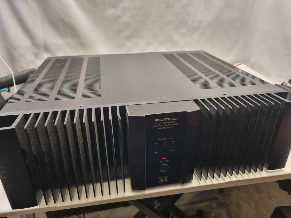 Rotel RB-985 Mk2
