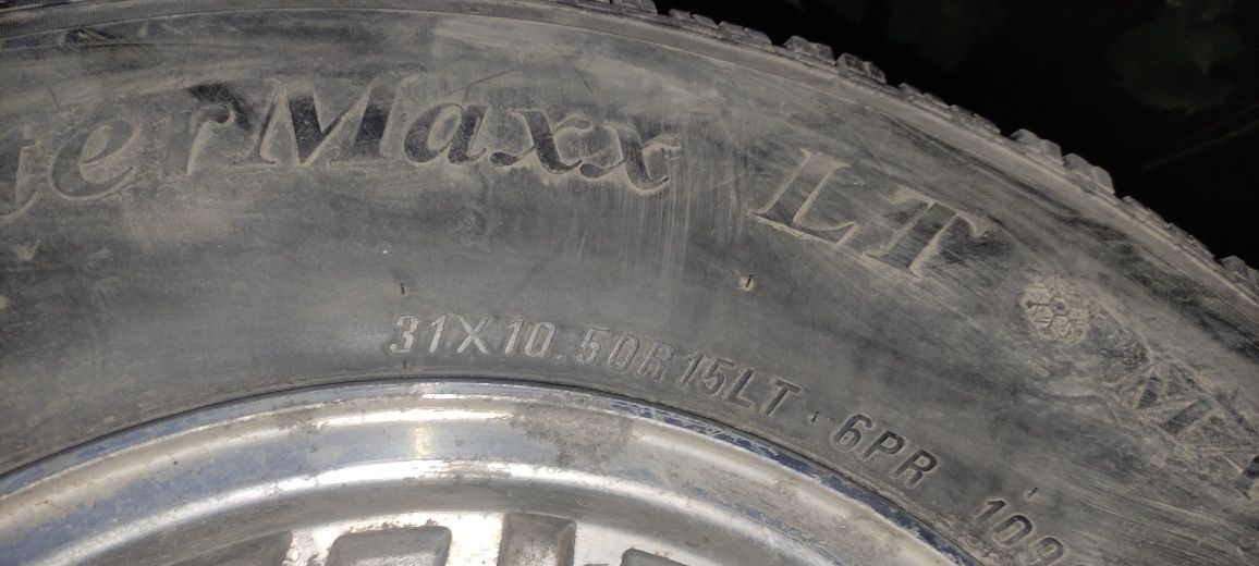 Продам покрышки зима R 17 и комплект с дисками R 15