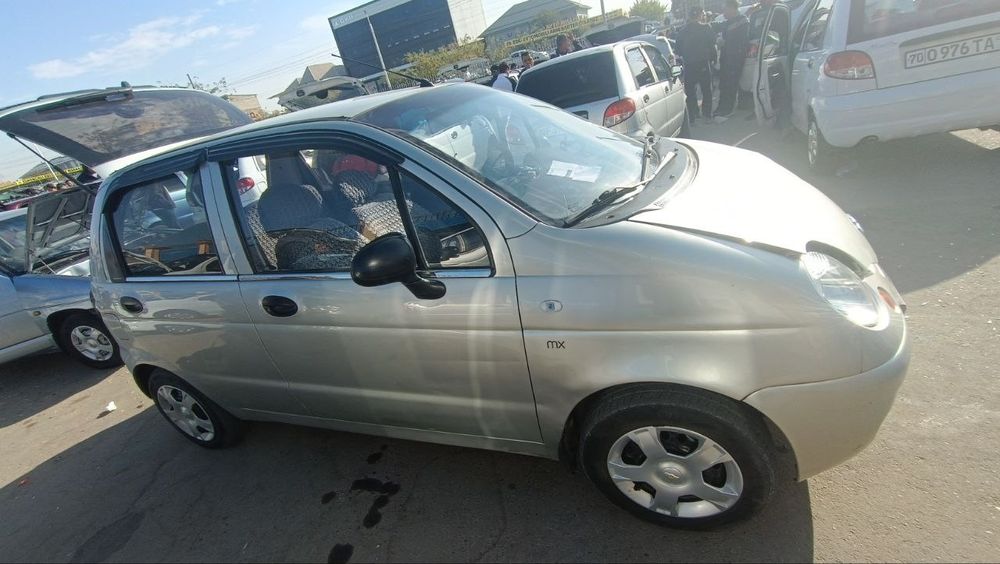 Chevrolet Matiz sotiladi faqat minish kerak ishi yo'q gaz bor