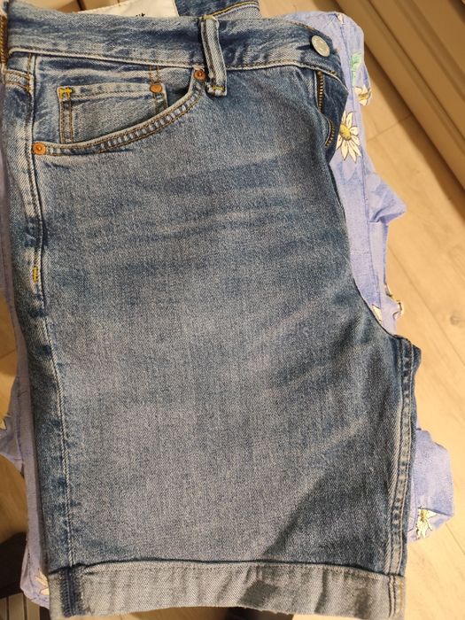 Къси дънкови панталони HM 32 размер слим фит