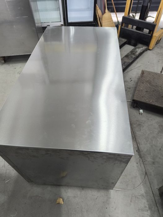 -- 16 -- 20 - Хладилна маса.