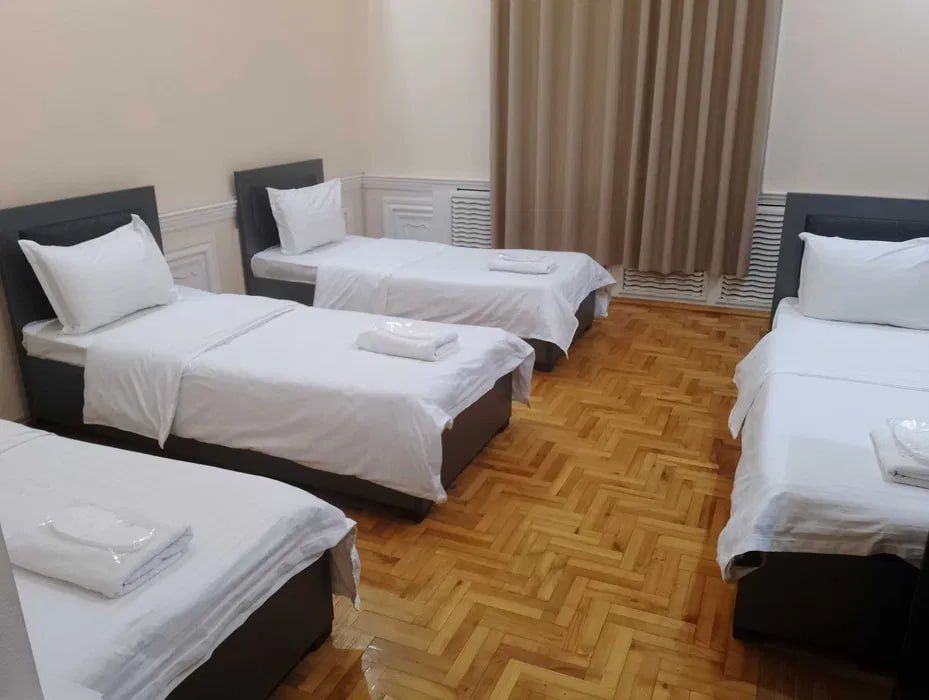 Аренда Гостиница Яккасарой О-р Братской могиле