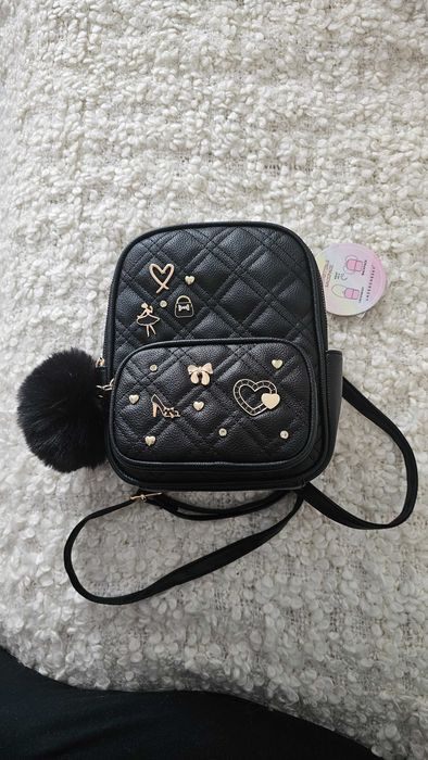 Geanta rucsac noua neagra 22x15x7.5 cm