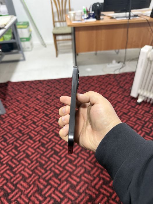 Iphone 15 pro 256 sim Sotiladi