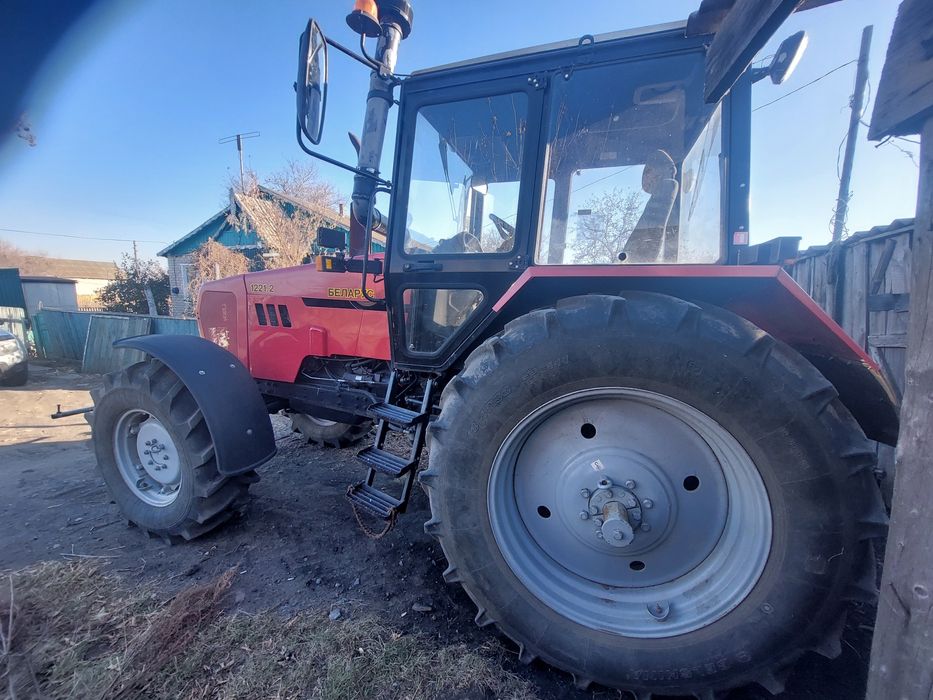 Продам трактор МТЗ-1221.2
