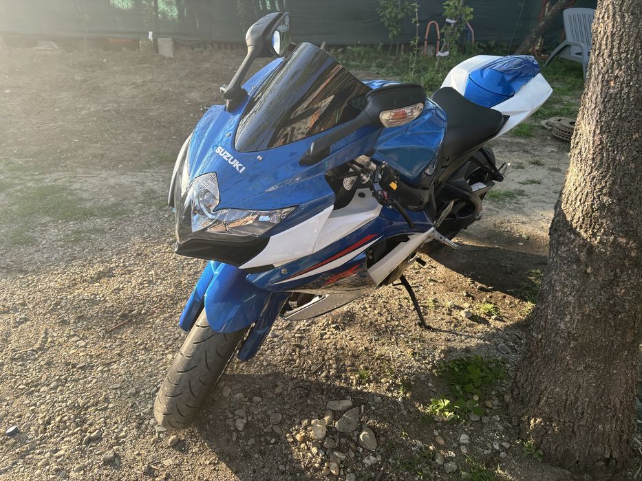 Vand suzuki gsxr 750 din anul2011