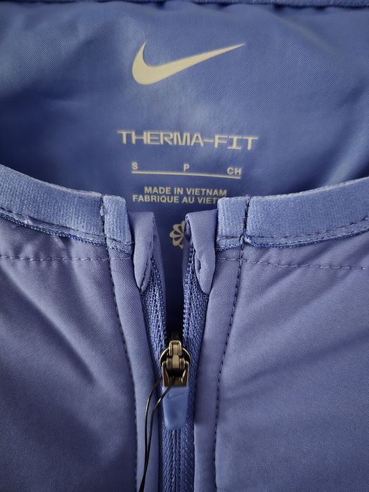 Nike Therma-Fit Original.