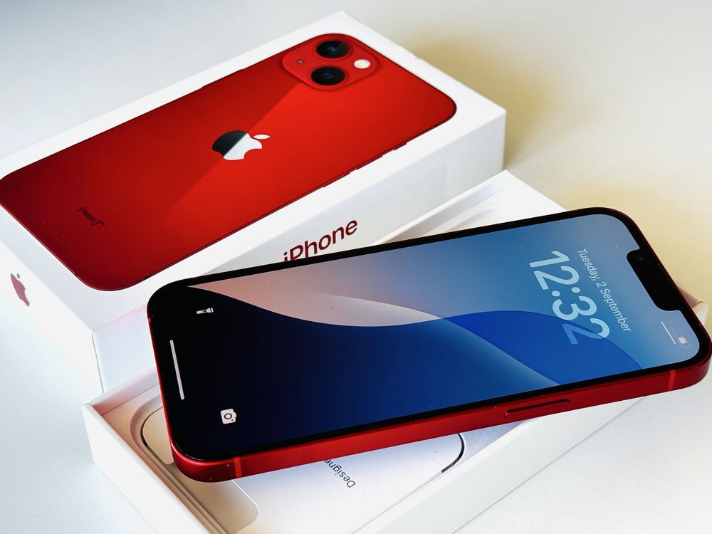 Iphone 13 128GB Red 100% Батерия! Гаранция 6 месеца