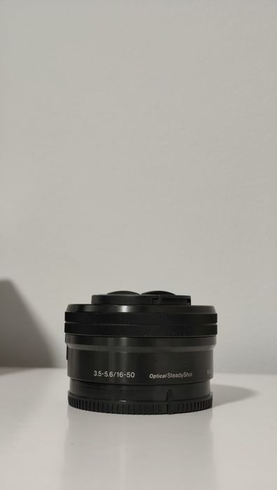 Obiectiv 16-50mm f3.5-5.6 OSS pentru Sony Crop (E Mount)