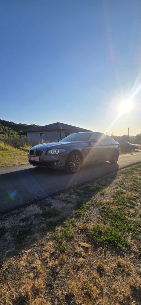 BMW Seria 5 / BMW 520 / F10 2012