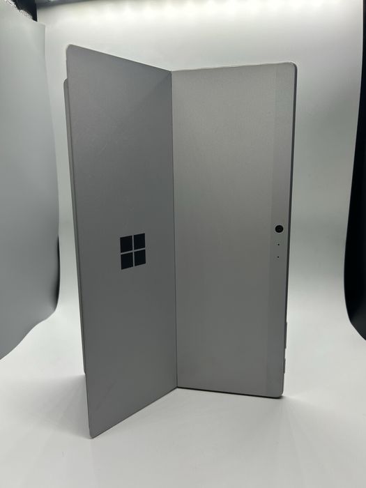 Tablet Microsoft Surface PRO 5 - 1807 - Sticla Crapata -i5 - 256Gb SSD