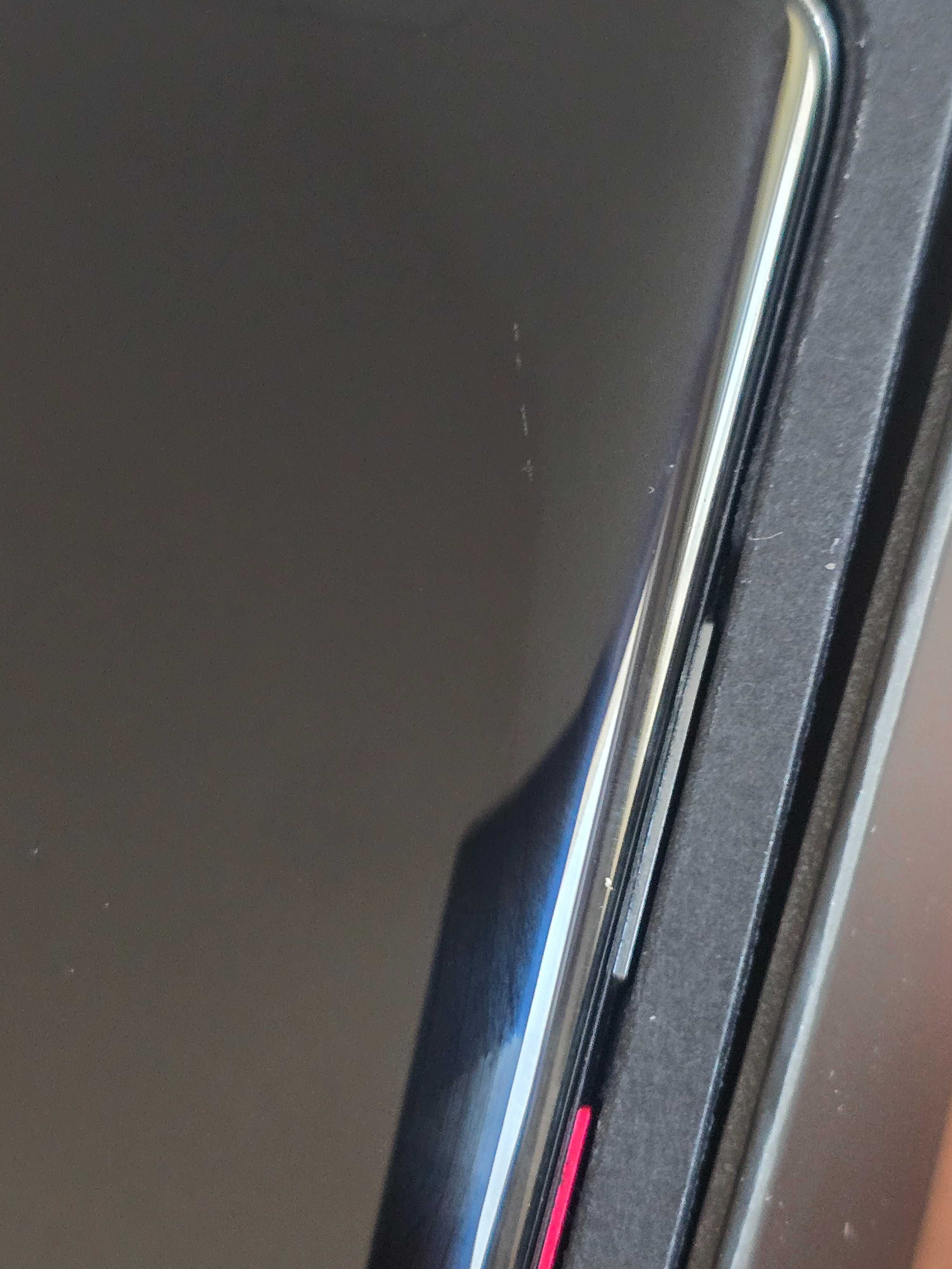 HUAWEI Mate 20 Pro 128 GB + подарък калъф