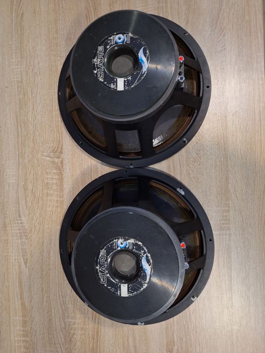 Vand 2 difuzoare de 15 inch CIARE 600W
