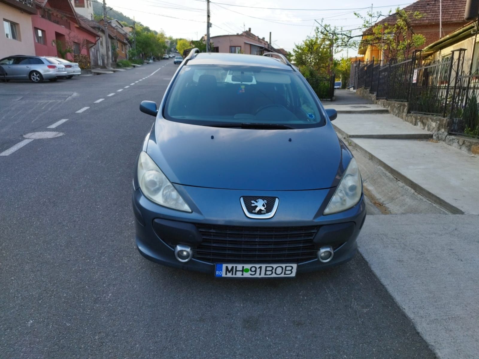 Vând Peugeot 307 SW