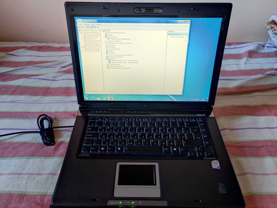 Ноутбук Asus x59sr. В отличном состоянии. Без батареи. Батарея жок.