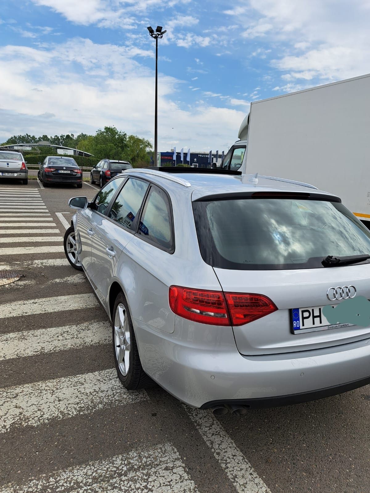 Vând Audi a4 b8..an 2012