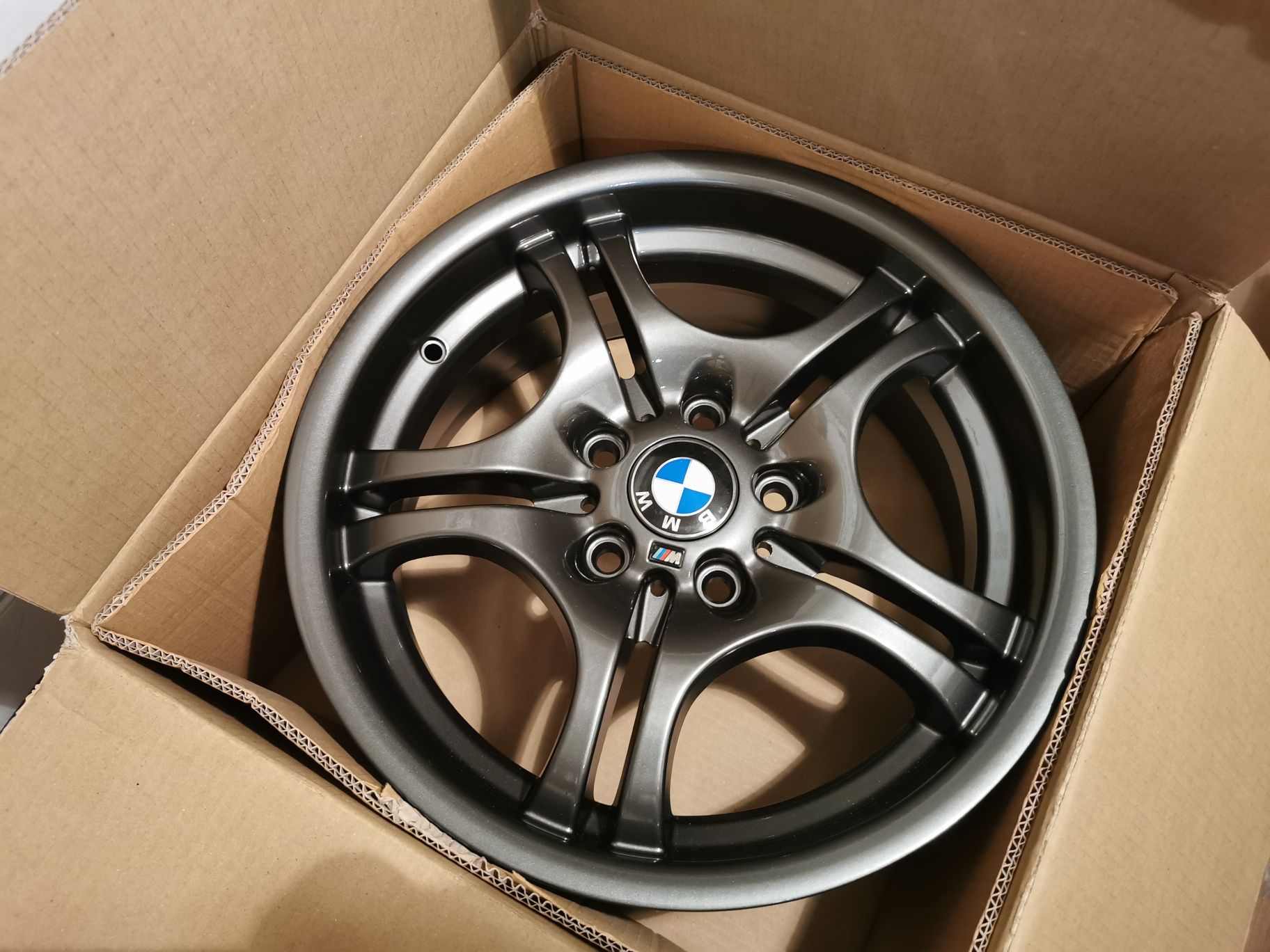 Vand jante de aliaj pentru bmw pe 17 marca RC wheels 2 latimi