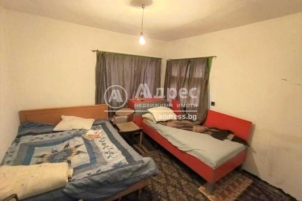 Продава се Къща в Разград, Център - 146 кв.м за 175 €/кв.м - Снимка #3