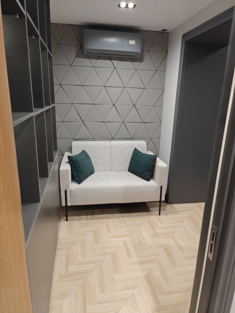 Сдается офис 90 м² на улице Дормон в минуте ходьбы от IT Park