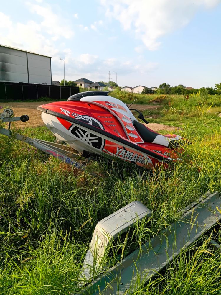 Skyjet Yamaha waverunner