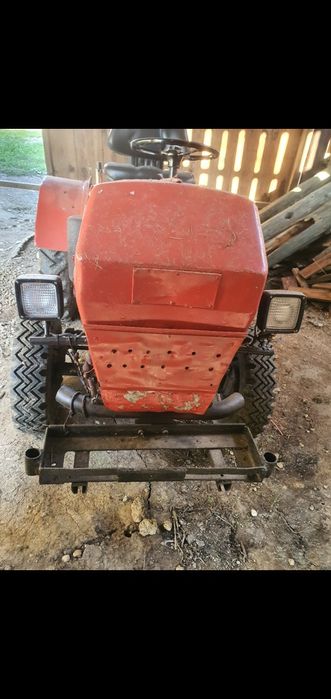 Vand Tractoras mic pentru gradina