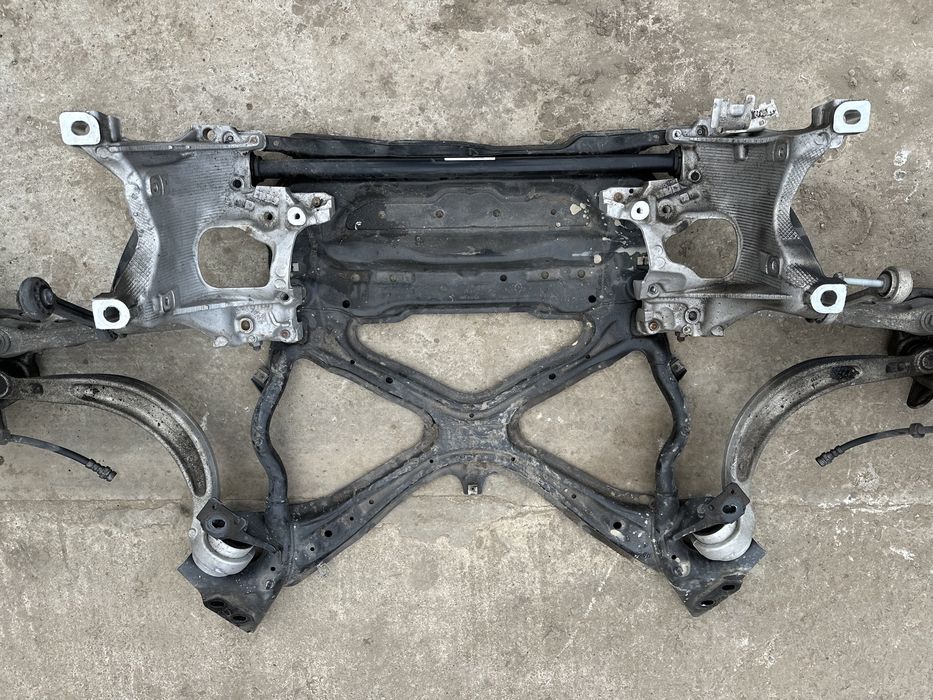 Jug / Punte / Fuzeta / Suport motor Audi A4 B9, A5 8W