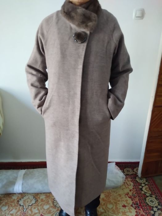 Продается Женское пальто