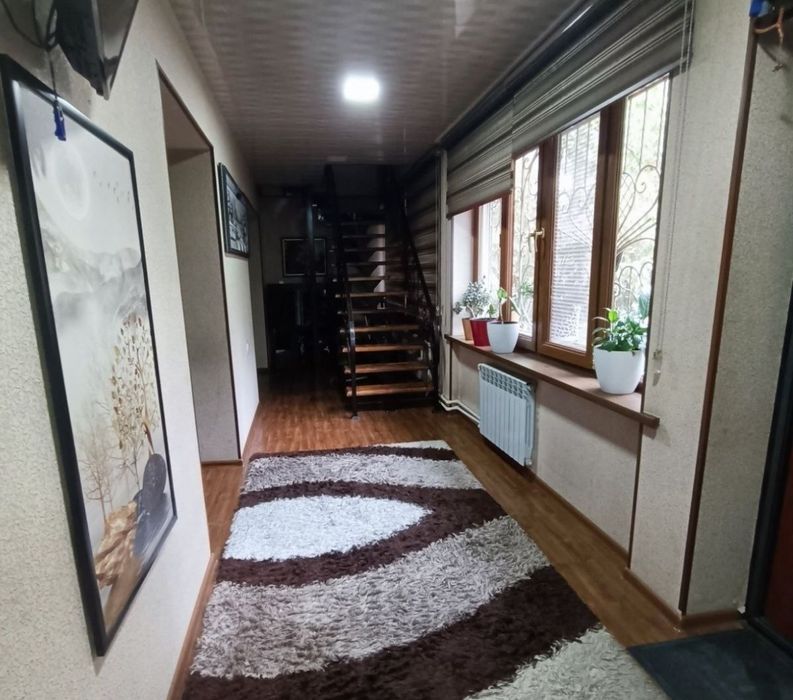 Срочно Продаётся Башлыке 2/1/5  с мебелью техникой ремонт хороший !