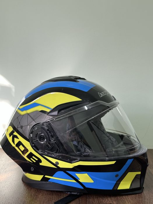 Мотошлем почти новый