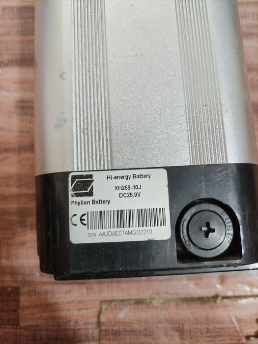Baterii biciclete electrice 24 V-36 V funcționale și pentru piese