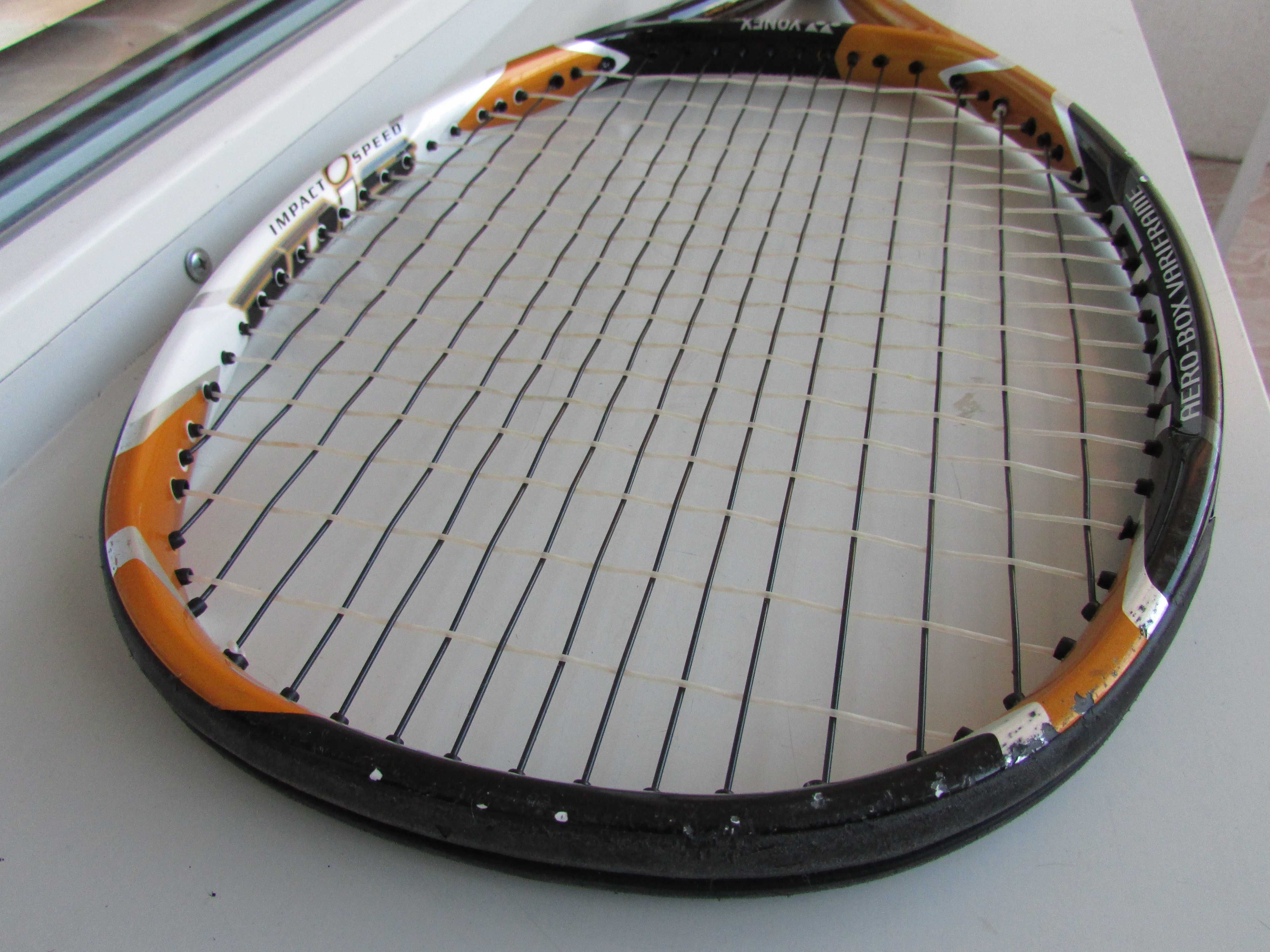 Тенис ракета YONEX RDiS 200