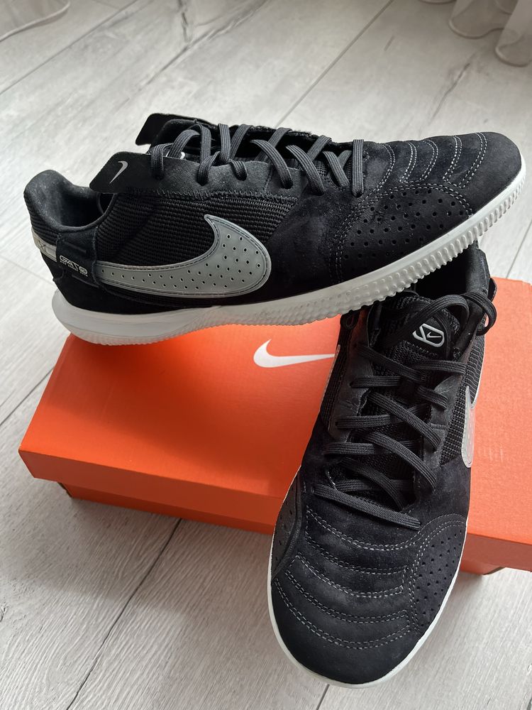 Nike Streetgato Indoor