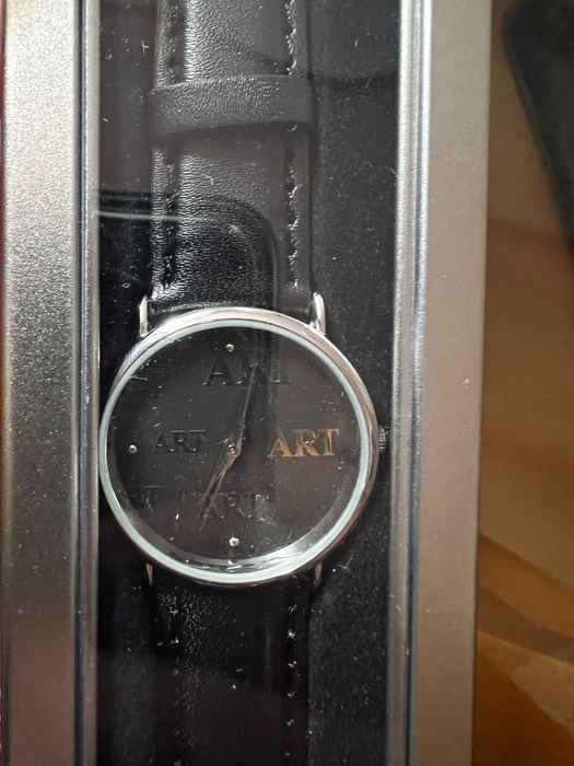 Часовник ART нов