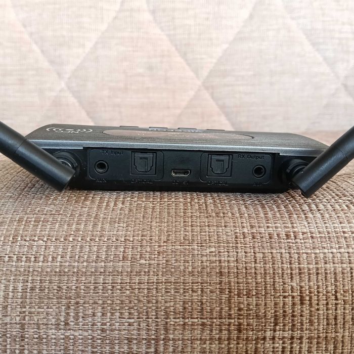 Hi-Fi Bluetooth 5 Receiver&Transmitter B22, Optical, AUX, AptX HD, NFC