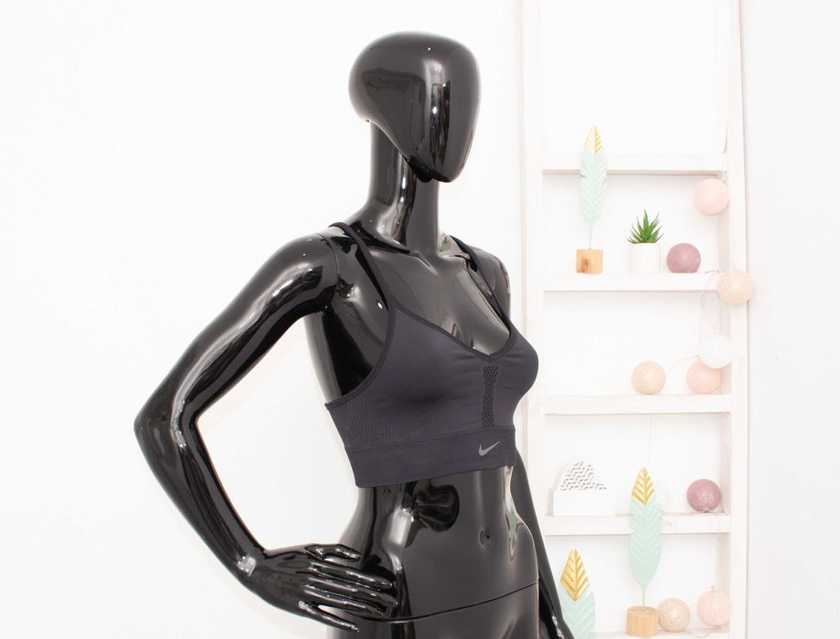 Nike оригинален дамски топ спортен сутиен бюстие черно за фитнес S