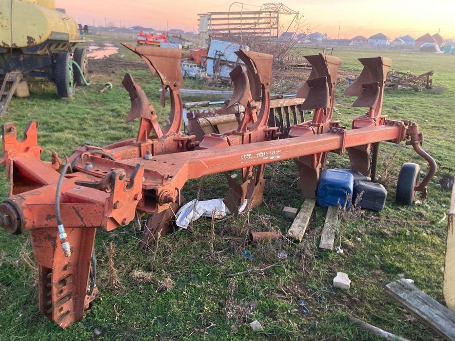 Vand PLUG 4 trupițe – ocazie