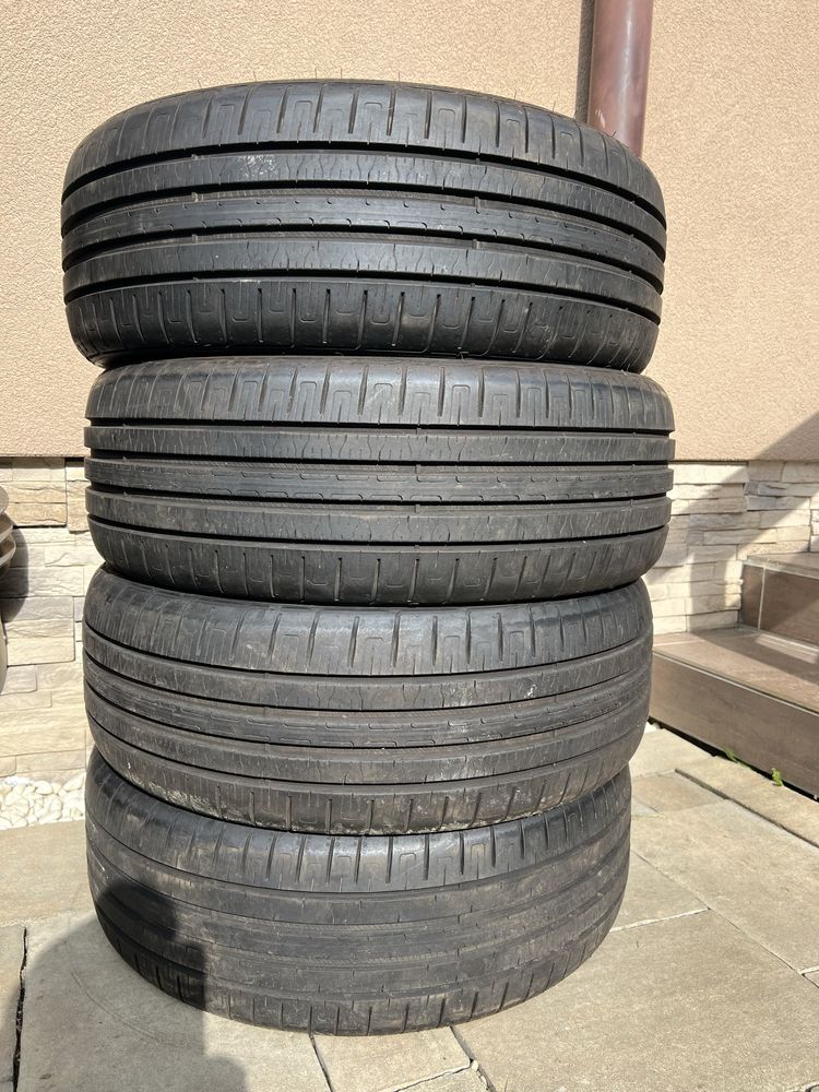 Anvelope vara Goodyear EfficientGrip Performance 215 50 R19 Dot 2020