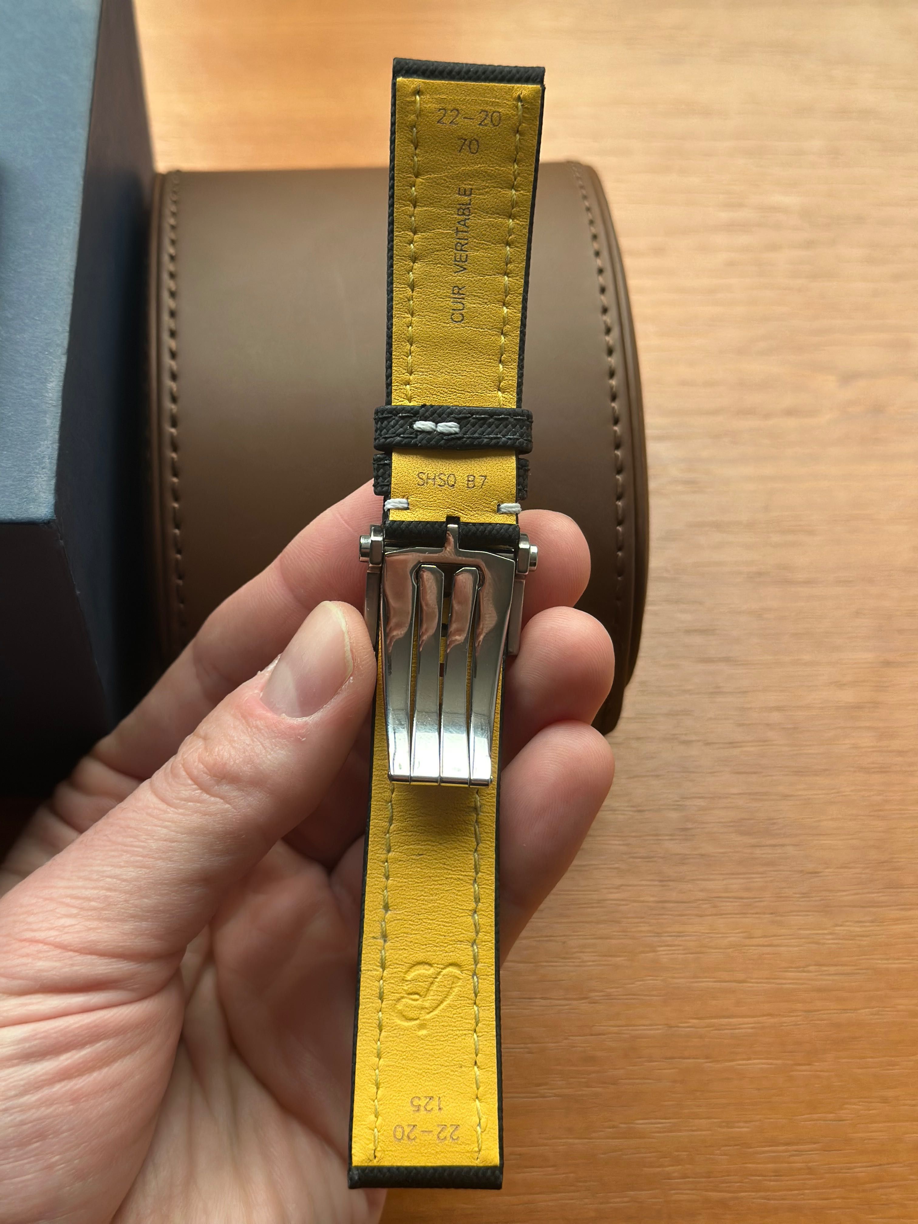 Breitling Avenger II Chronograph 45 A13317101B1X2