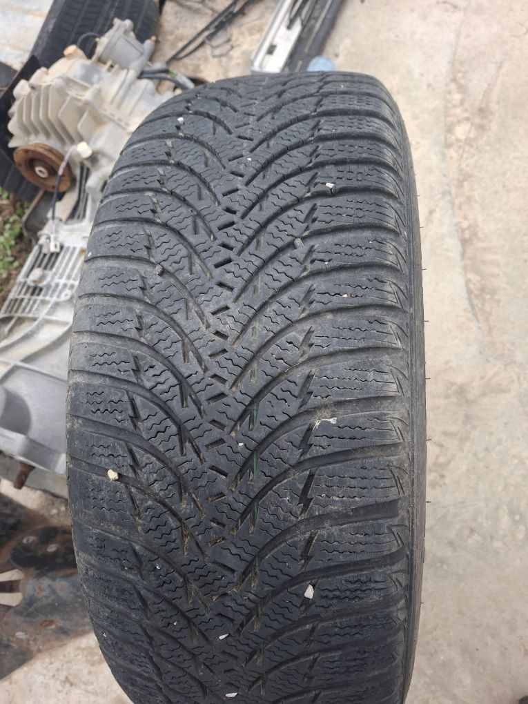 джанта със гума r16 за toyota rav 4