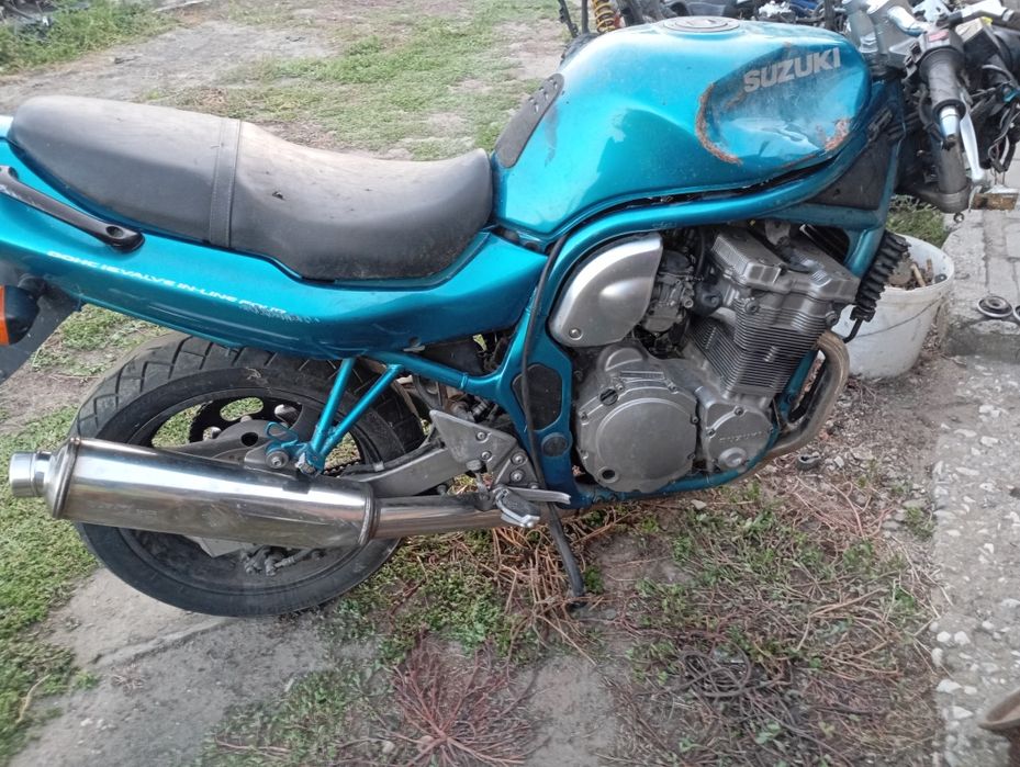 Suzuki Bandit 600 - НА ЧАСТИ
