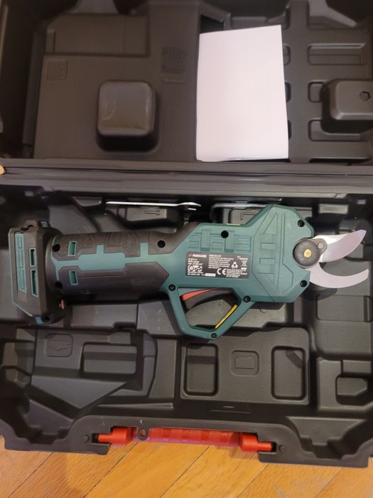 Уред за клони Parkside PAAS 20-LI B1