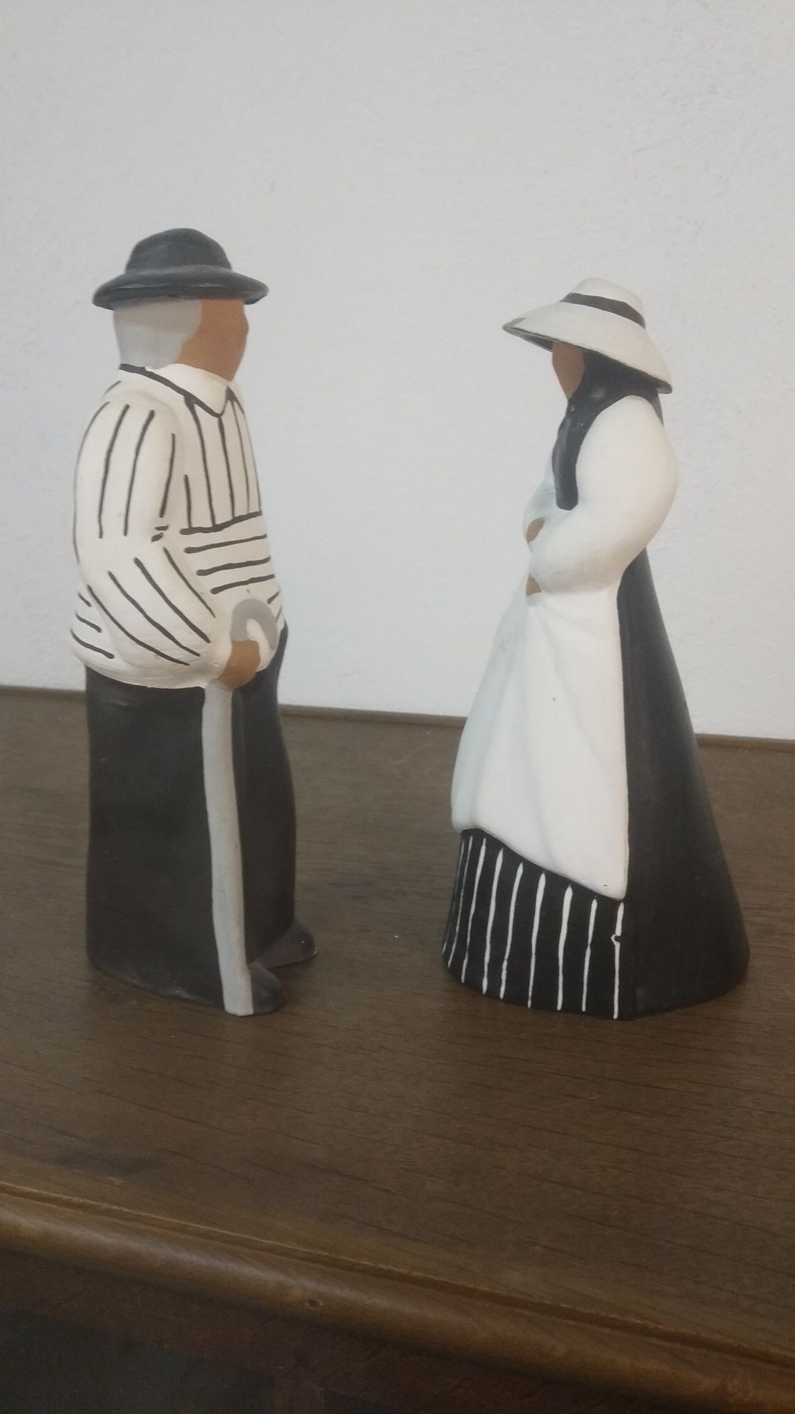 Стари Холандски керамична фигури Мъж и Жена.