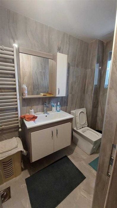 Етаж от къща под наем в Центъра