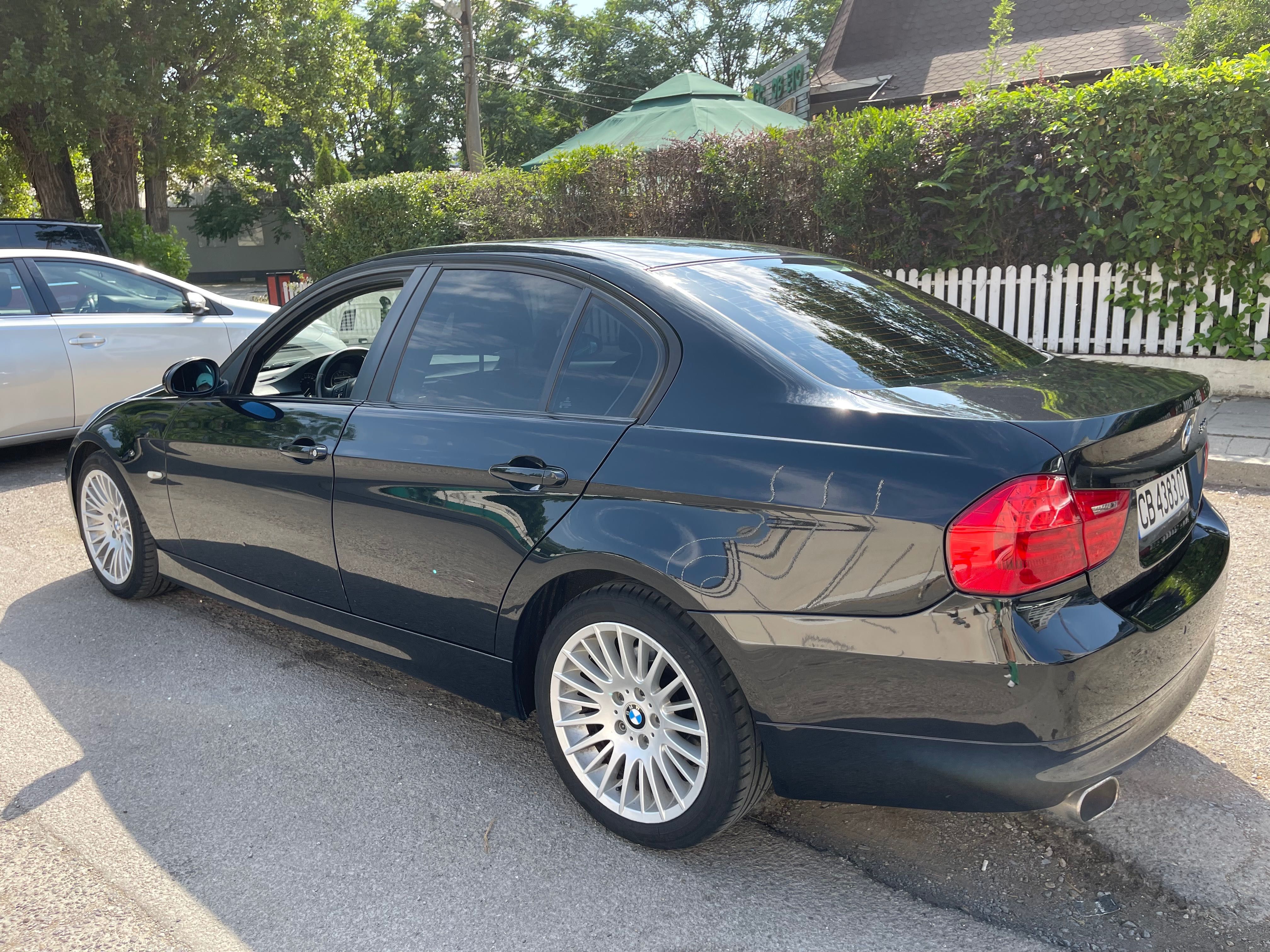 Продавам BMW 330I
